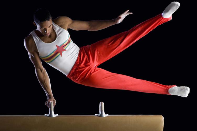 詹姆斯或安 詹姆斯或安